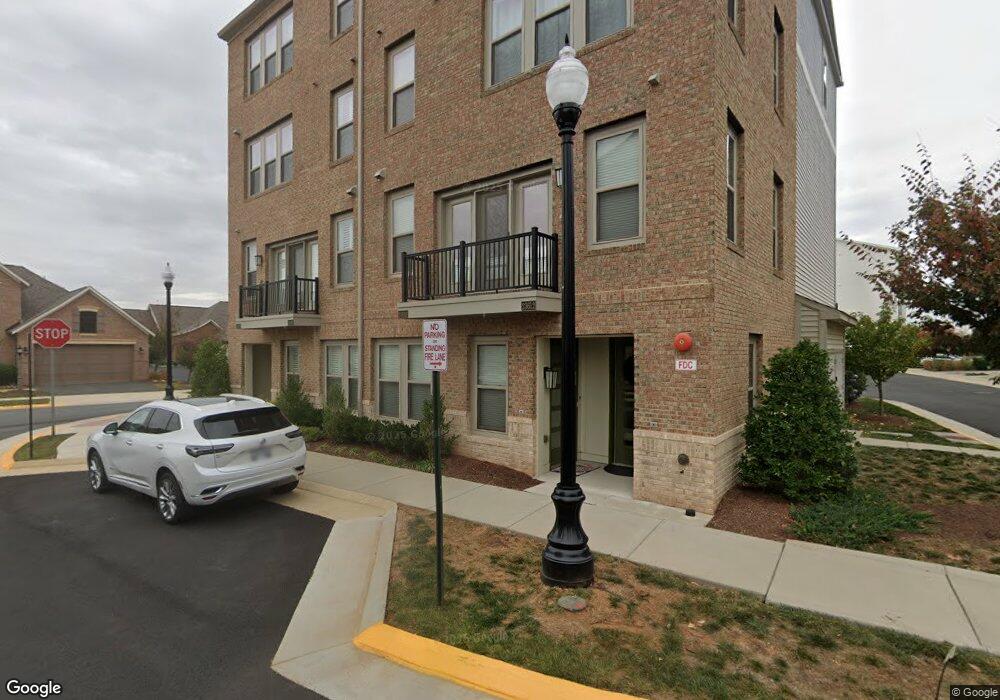 23610 Havelock Walk Terrace unit 4-03, Brambleton, VA 20148 - photo 1