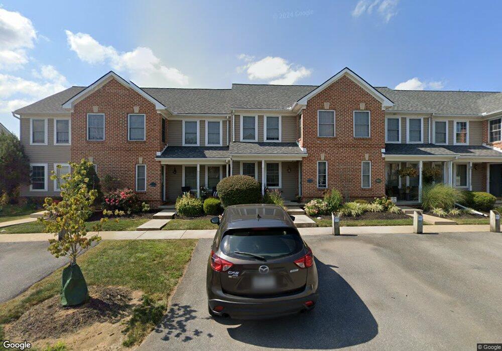 4019 Bradford Cir unit 16, Mount Joy, PA 17552 - photo 1