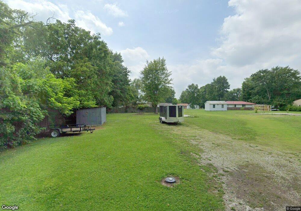 924 N 4th St, Austin, IN 47102 - photo 1