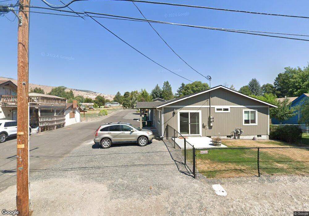 1541 Derby St unit 1, Klamath Falls, OR 97603 - photo 1