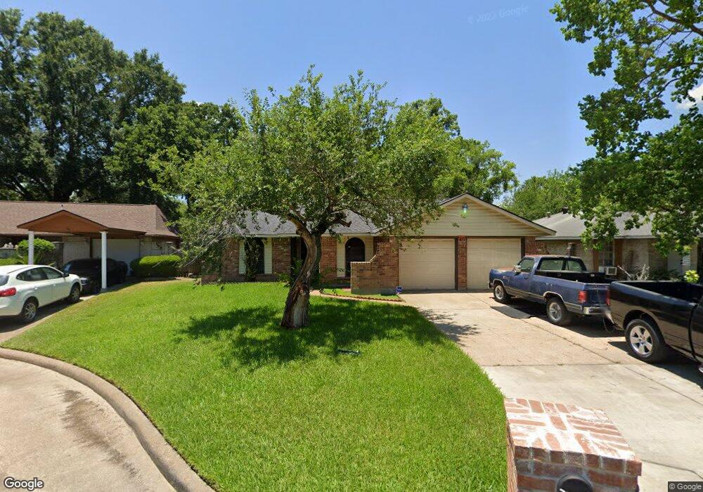 8811 Ryton Ln, Houston, TX 77088 - photo 1