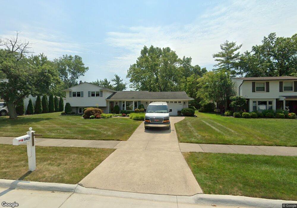 8427 Concord Rd, Grosse Ile, MI 48138 - photo 1
