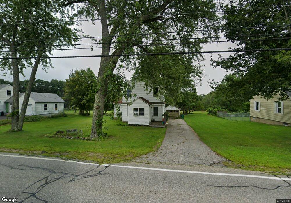 562 Salmon Falls Rd, Rochester, NH 03868 - photo 1