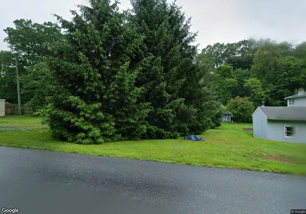 2559 Lehigh St, Slatington, PA 18080 - photo 1