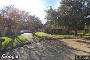 9 Five Oaks Dr, New Orleans, LA 70131