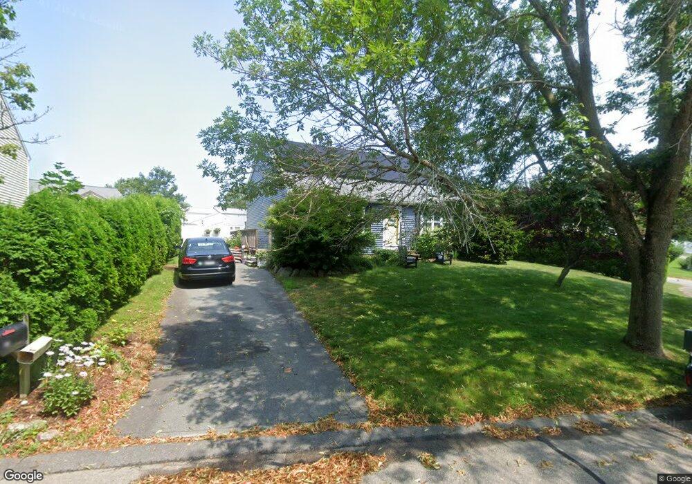 10 Spyglass Ln, South Dartmouth, MA 02748 - photo 1