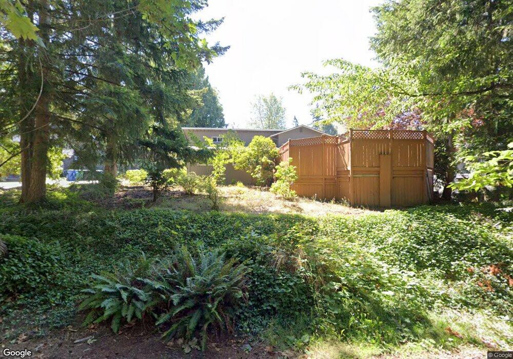 8411 SE 46th St, Mercer Island, WA 98040 - photo 1