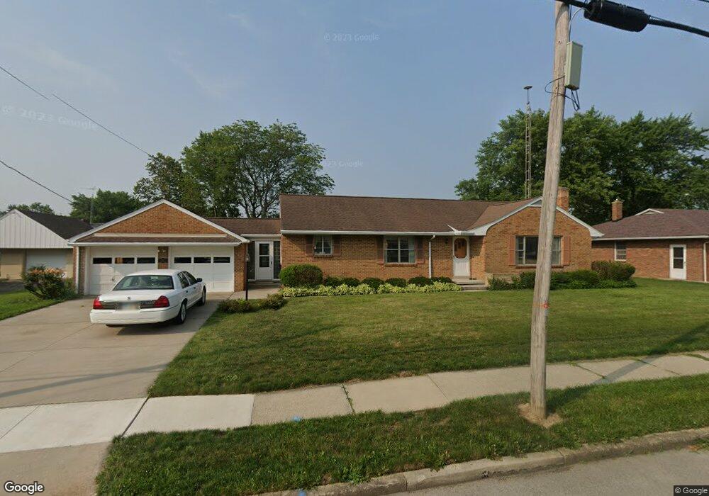 517 Erie St, Woodville, OH 43469 - photo 1