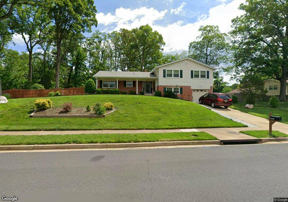 4921 Briar St, Fairfax, VA 22032 - photo 1