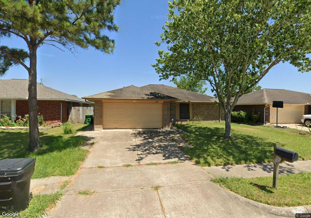 9463 Tree Bridge St, Houston, TX 77075 - photo 1