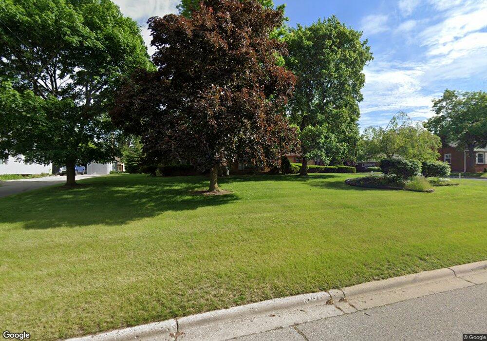 211 E Henry St, Flushing, MI 48433 - photo 1