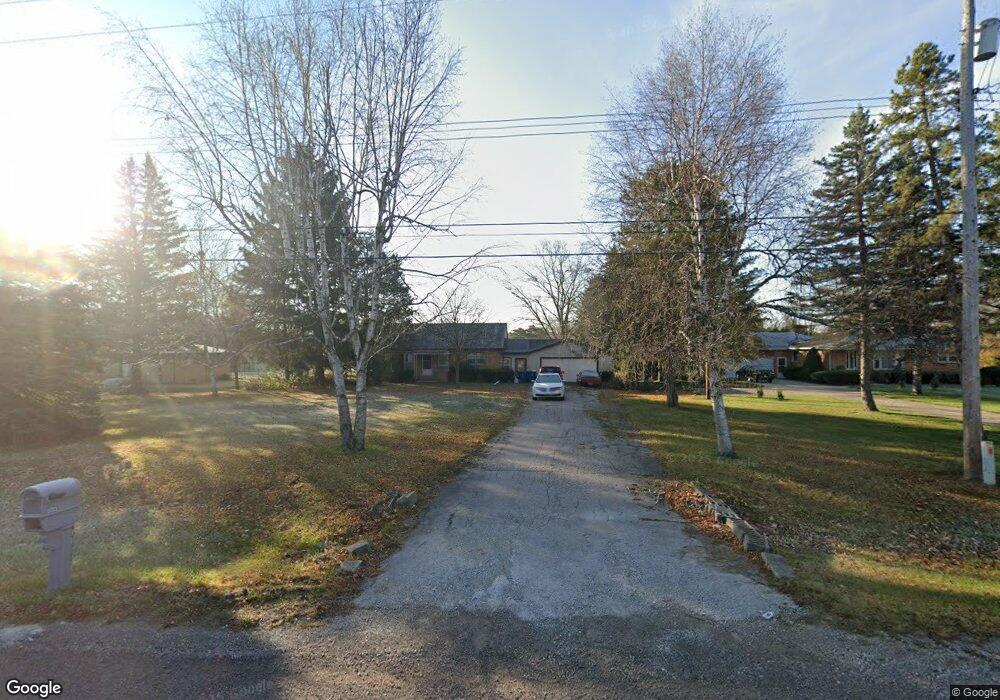 1211 W Maple Ave, Flint, MI 48507 - photo 1