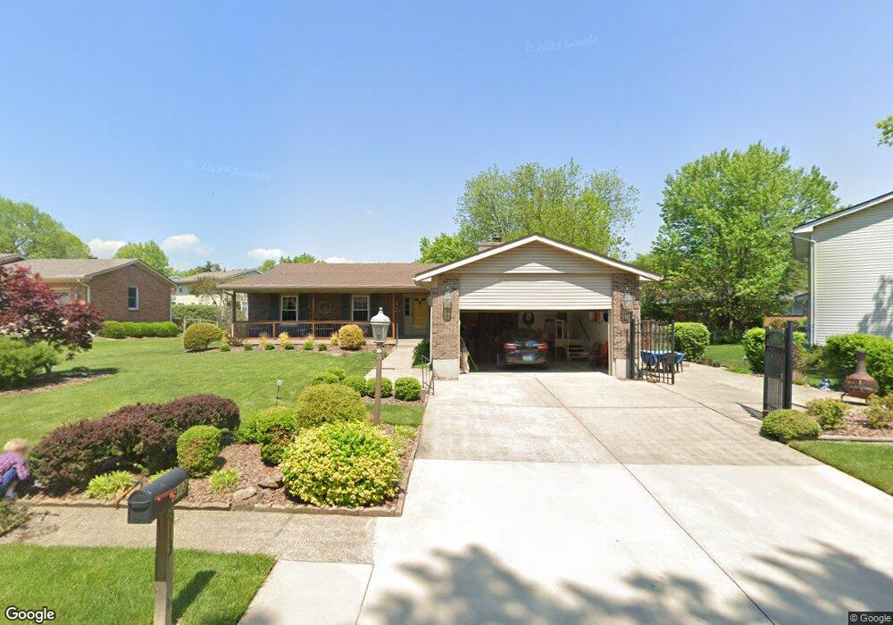 913 Oakwood Ct, New Albany, IN 47150 - photo 1