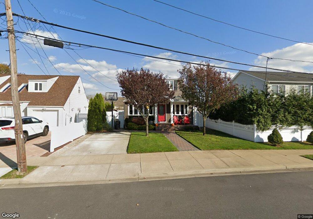 3463 3rd St, Oceanside, NY 11572 - photo 1