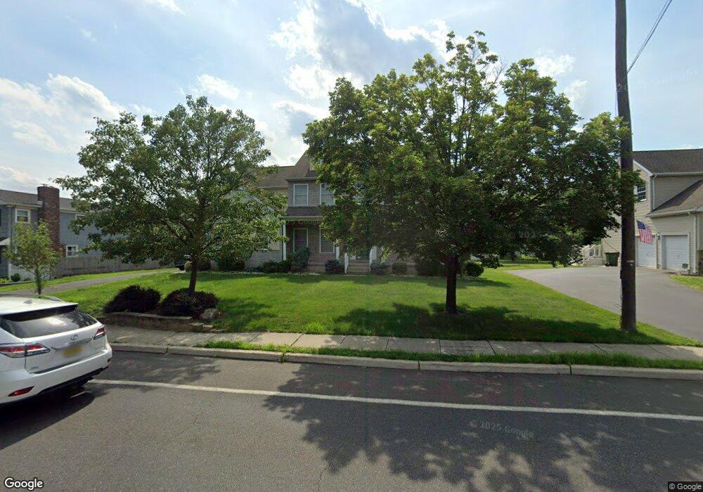 554 N Main St, Hightstown, NJ 08520 - photo 1