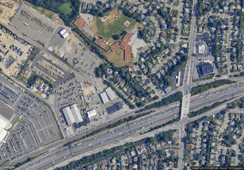 10 Abby Ln, Syosset, NY 11791 - photo 1