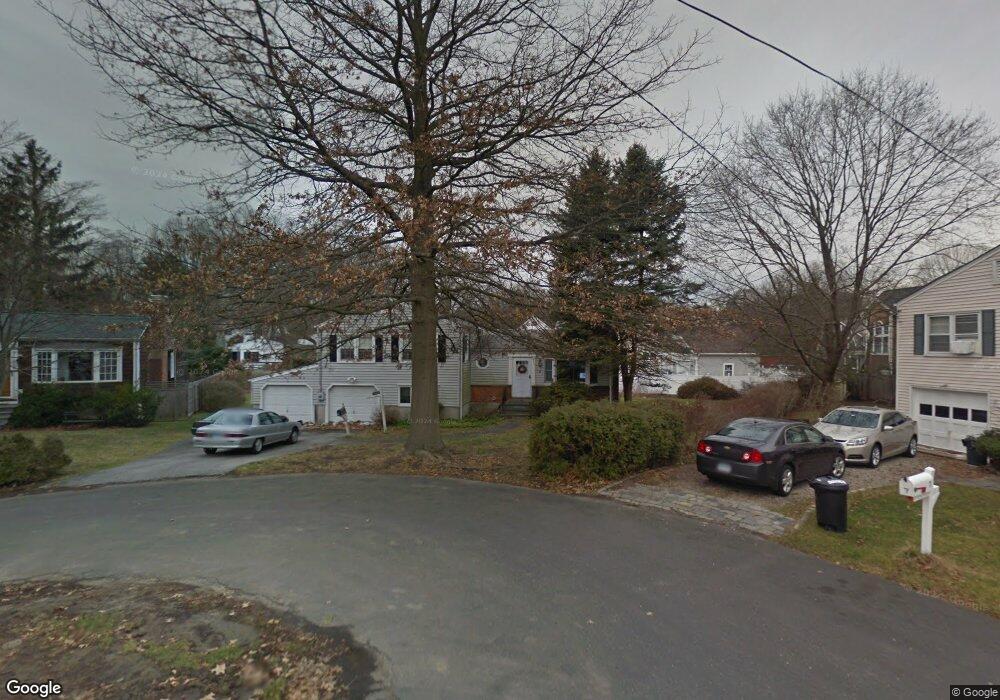 5 Janet Ct, Riverside, CT 06878 - photo 1