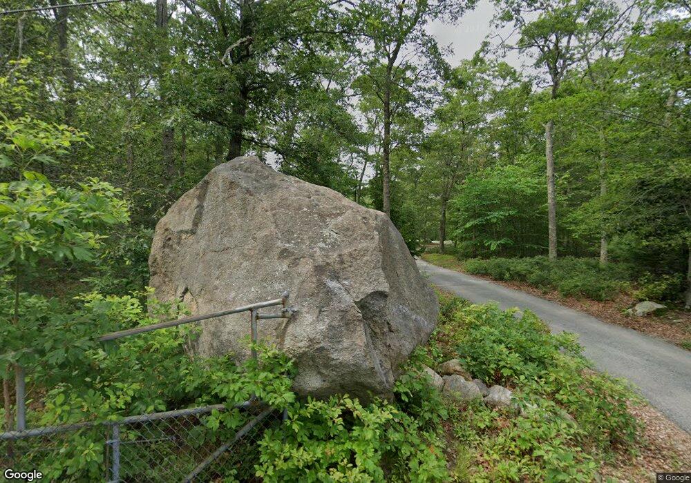 136 Maple Dr, Tiverton, RI 02878 - photo 1