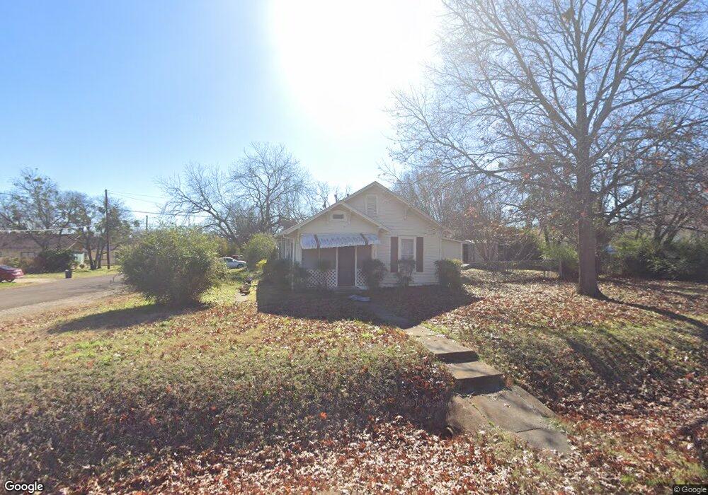709 E Milam St, Ennis, TX 75119 - photo 1