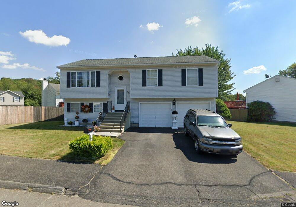 86 Kalin Ct, Waterbury, CT 06704 - photo 1