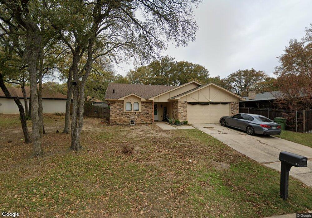 3045 Steve Dr, Hurst, TX 76054 - photo 1