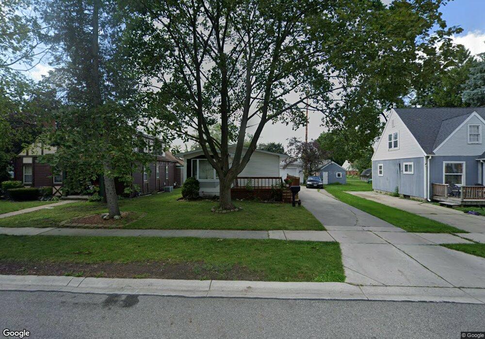 1427 22nd St, Port Huron, MI 48060 - photo 1