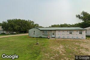 315 6th St NE, Wessington Springs, SD 57382