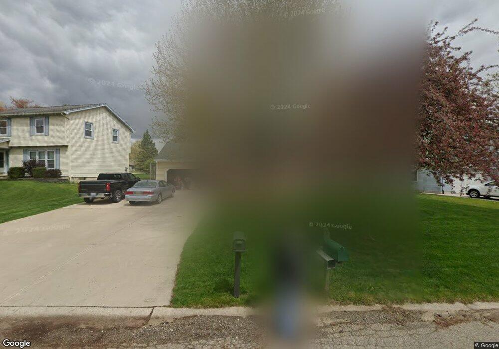 2210 Briarhill Dr, Lansing, MI 48917 - photo 1