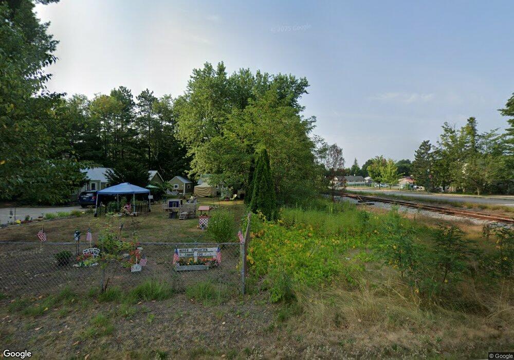 60 Grove St, North Conway, NH 03860 - photo 1