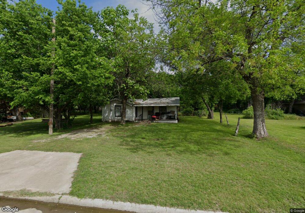 504 W Waco St, Ennis, TX 75119 - photo 1