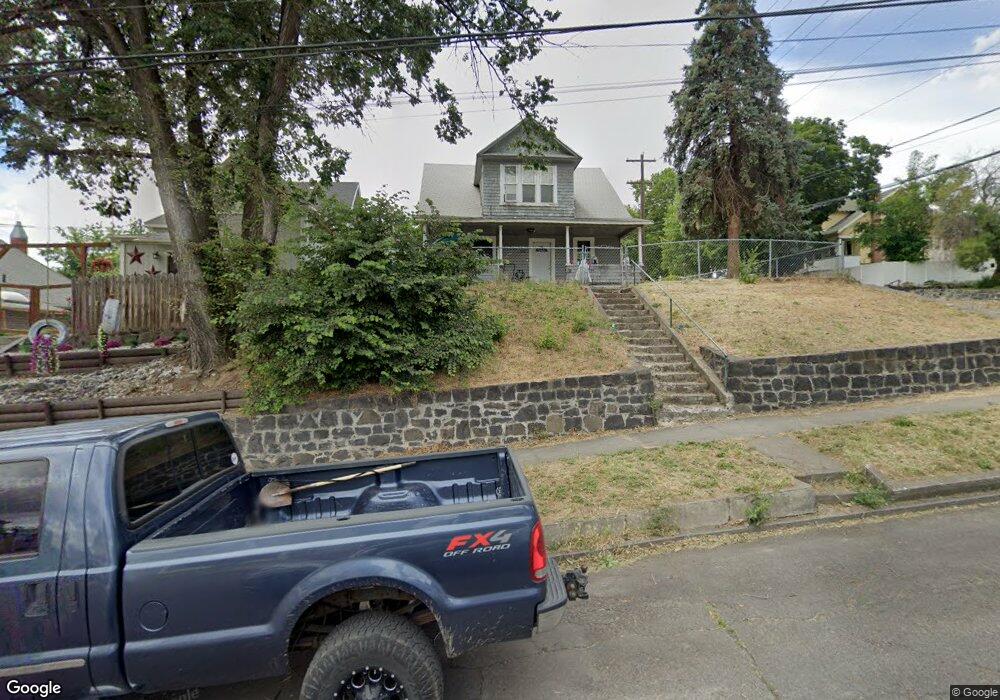 421 NW 4th St, Pendleton, OR 97801 - photo 1