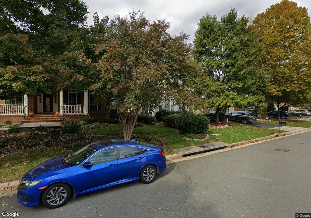 21817 Ainsley Ct, Broadlands, VA 20148 - photo 1