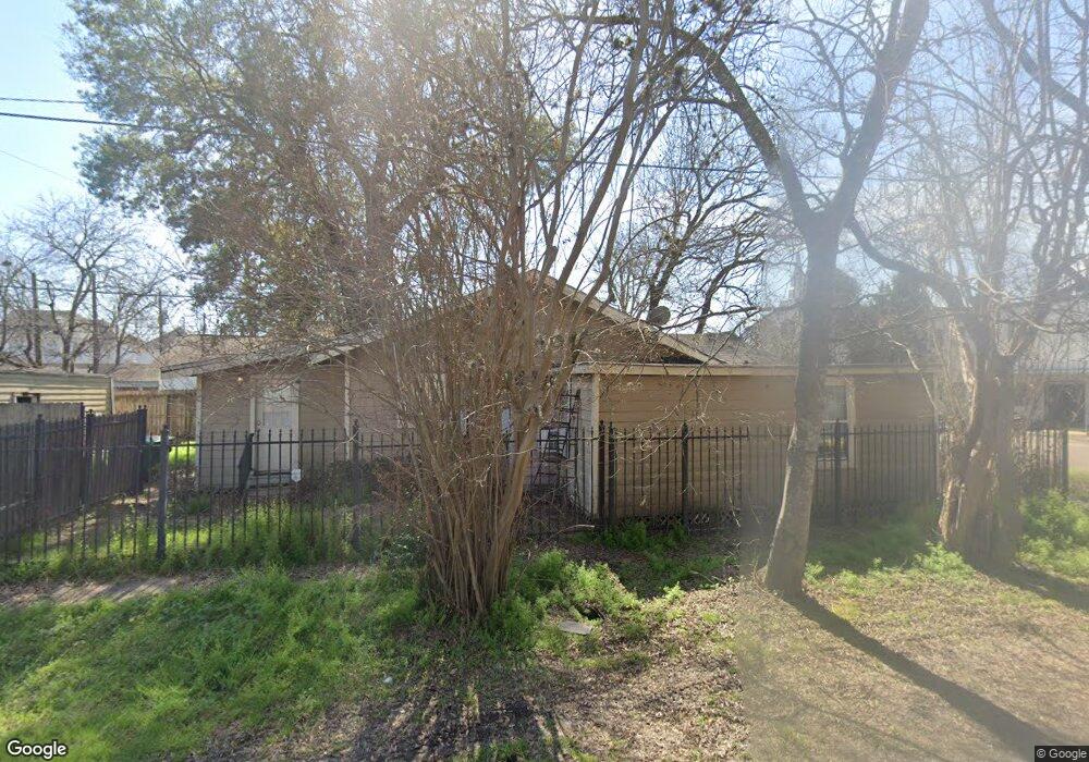 812 Northwood St, Houston, TX 77009 - photo 1