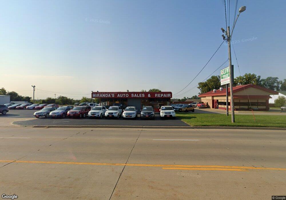 2029 16th Ave SW, Cedar Rapids, IA 52404 - photo 1