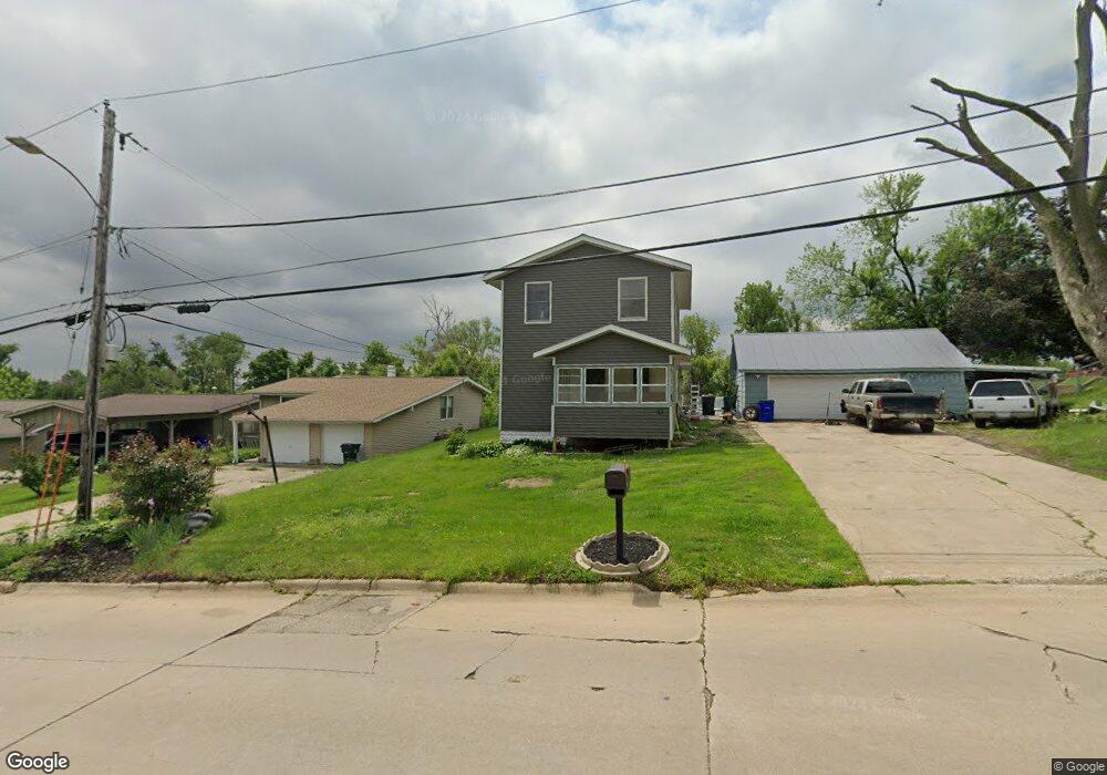 63 33rd Ave SW, Cedar Rapids, IA 52404 - photo 1