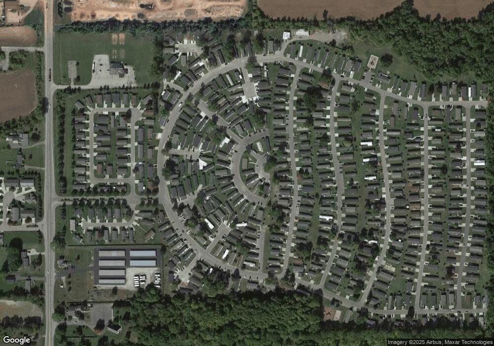 375 Grant Cir, Davison, MI 48423 - photo 1