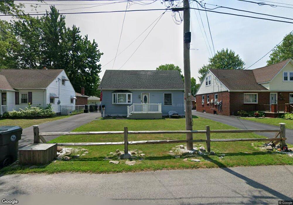 354 Oakdale Dr, North Tonawanda, NY 14120 - photo 1