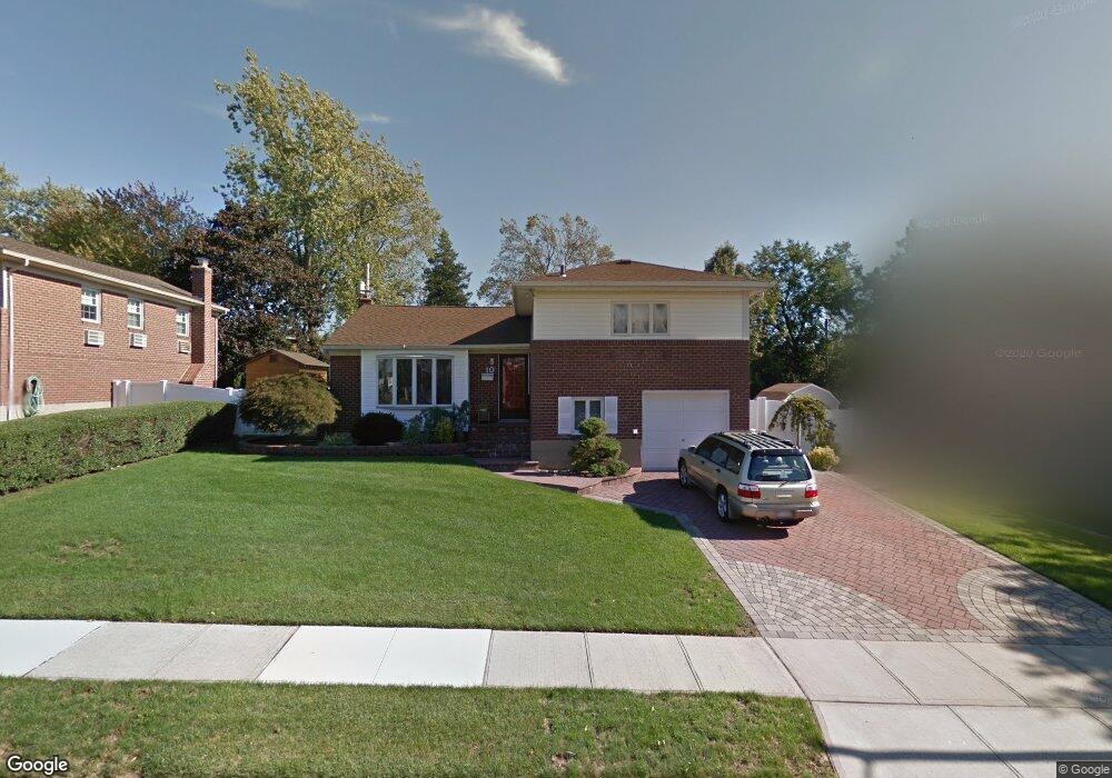 10 Sylvia Rd, Plainview, NY 11803 - photo 1