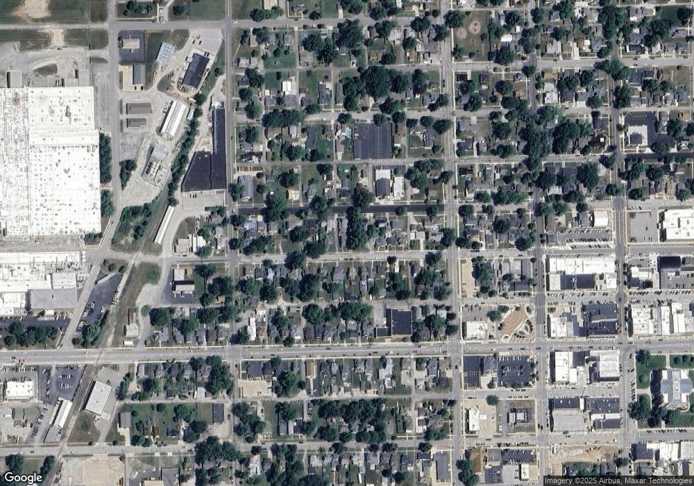 332 W 5th St, Auburn, IN 46706 - photo 1