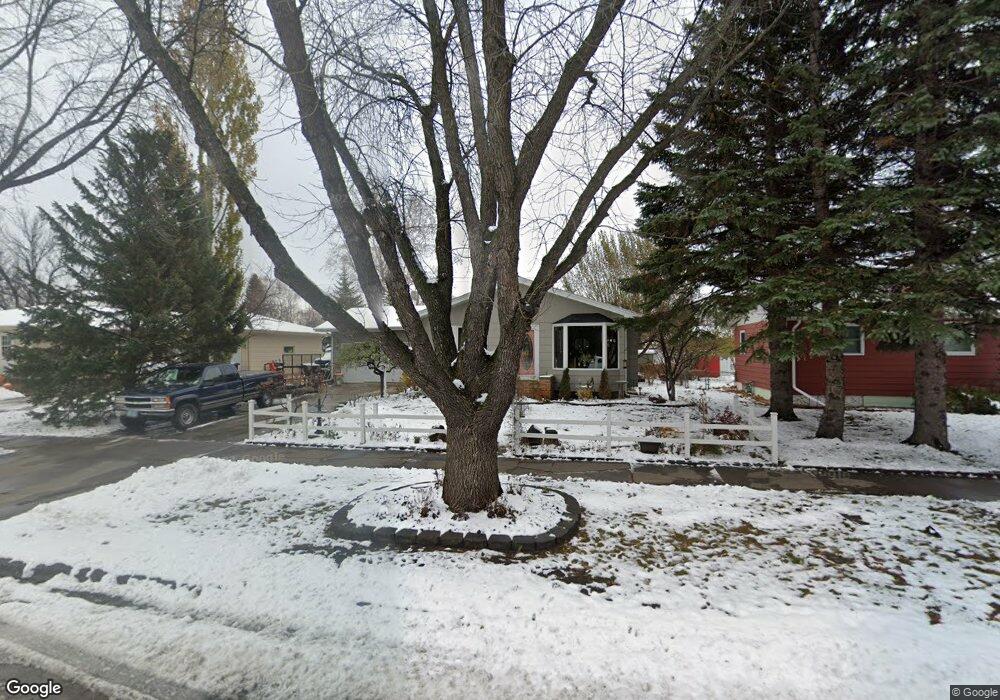 1819 S 20th St, Grand Forks, ND 58201 - photo 1