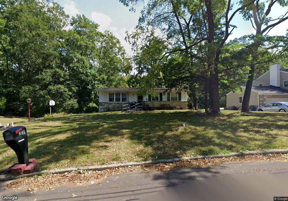 208 Wiltshire Dr, Chalfont, PA 18914 - photo 1