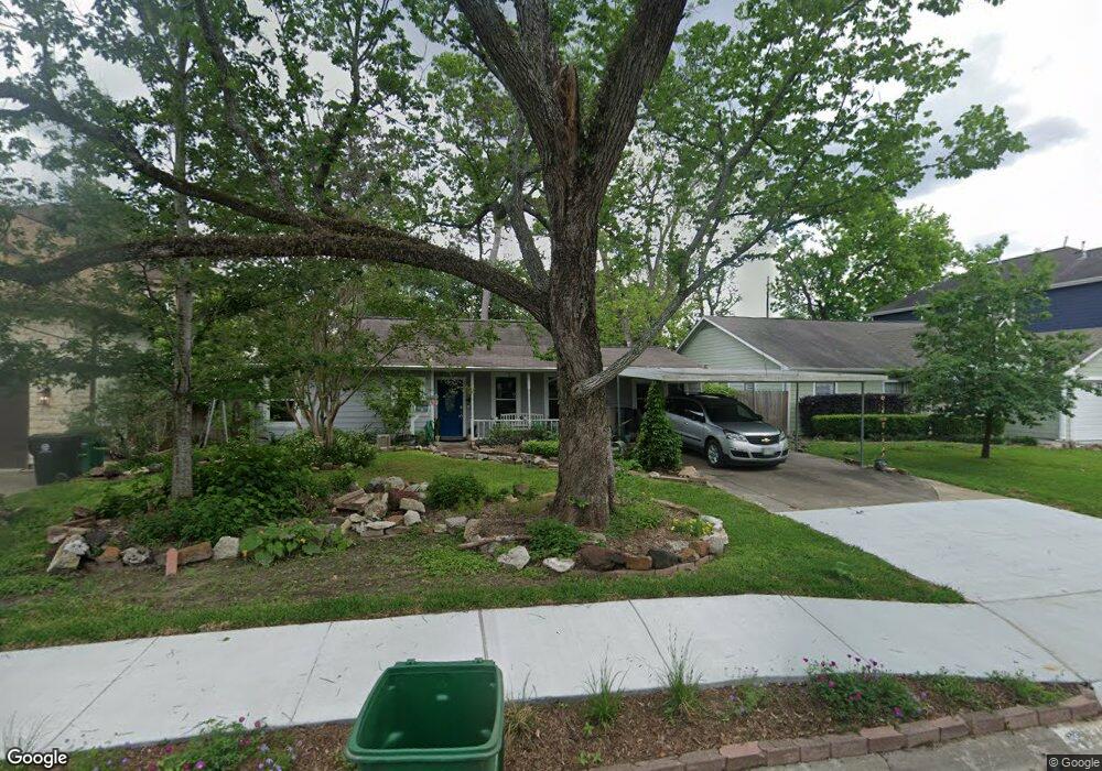 1309 Chamboard Ln, Houston, TX 77018 - photo 1