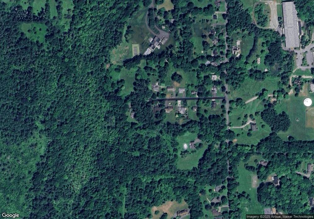 33 Nielsen Ln, Stockbridge, MA 01262 - photo 1