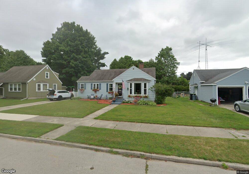 1815 15th Ave, Menominee, MI 49858 - photo 1