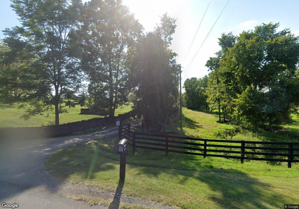 2049 Taylorsville Rd, Bloomfield, KY 40008 - photo 1