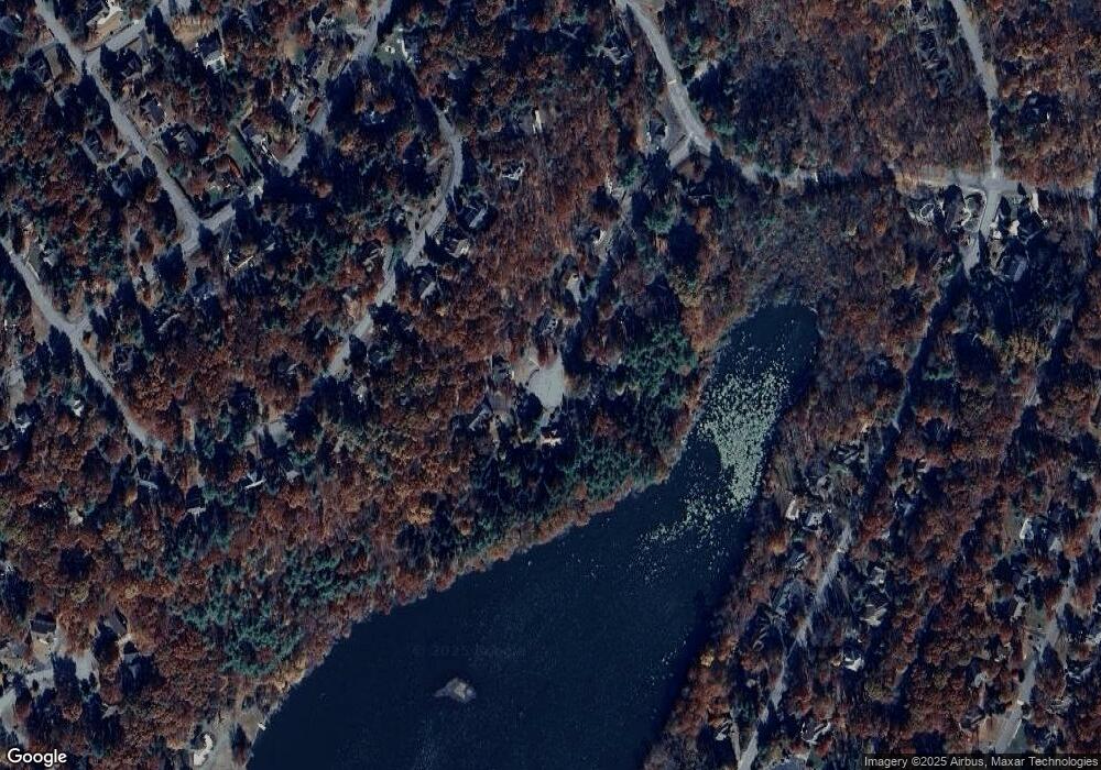 483 Osprey Ct, Stroudsburg, PA 18360 - photo 1