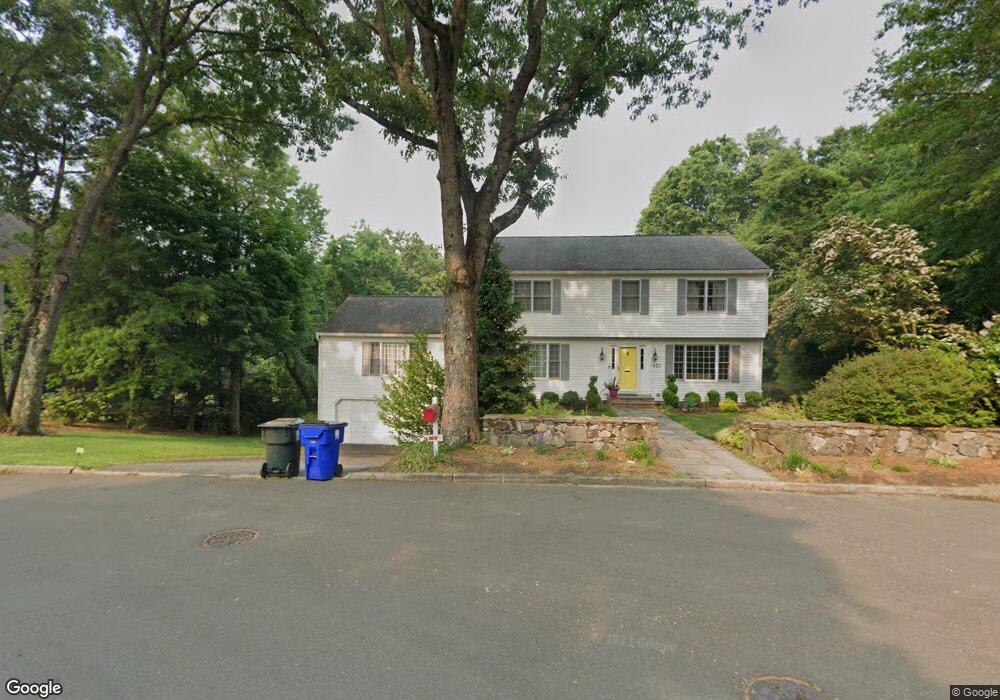 437 Orchard Hill Ln, Fairfield, CT 06824 - photo 1