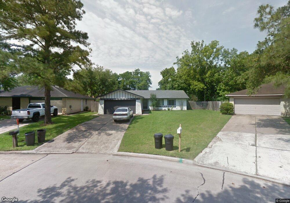 16606 Townes Rd, Friendswood, TX 77546 - photo 1