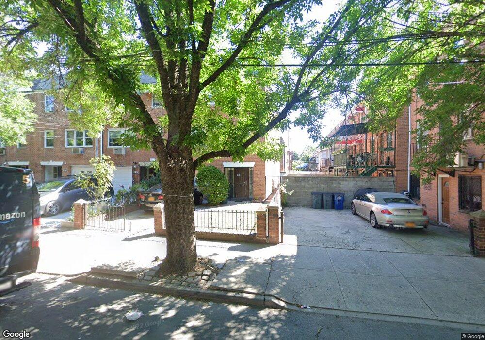 3055 70th St, East Elmhurst, NY 11370 - photo 1