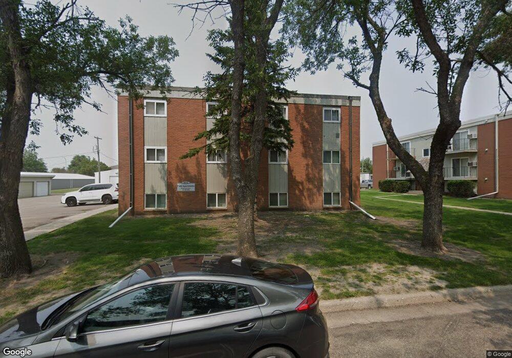 1015 12th St NE, Jamestown, ND 58401 - photo 1